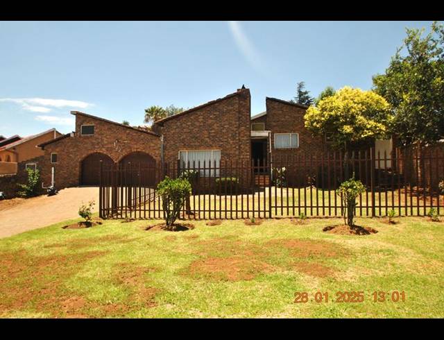 3 BEDROOM HOUSE FOR SALE IN NATURENA